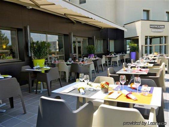 Hotel Ibis Styles Clermont-Ferrand Aeroport Restaurant foto